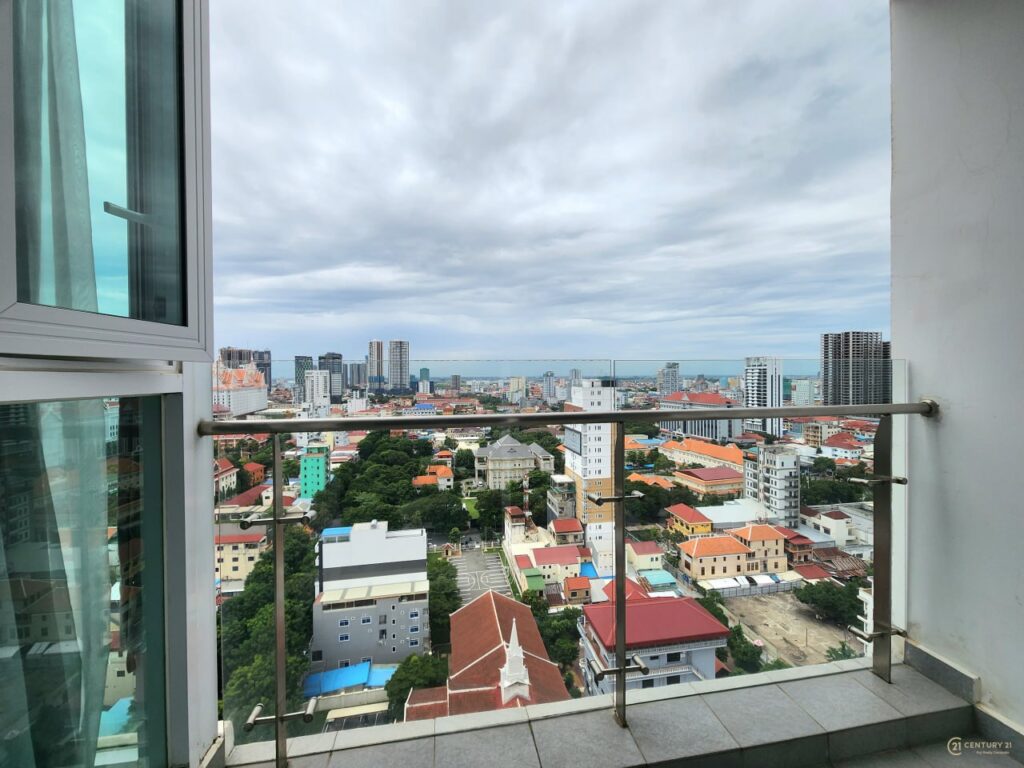 Condo-For-Sale-Fully-Furnished-in-South-BKK1-Phnom-Penh-04