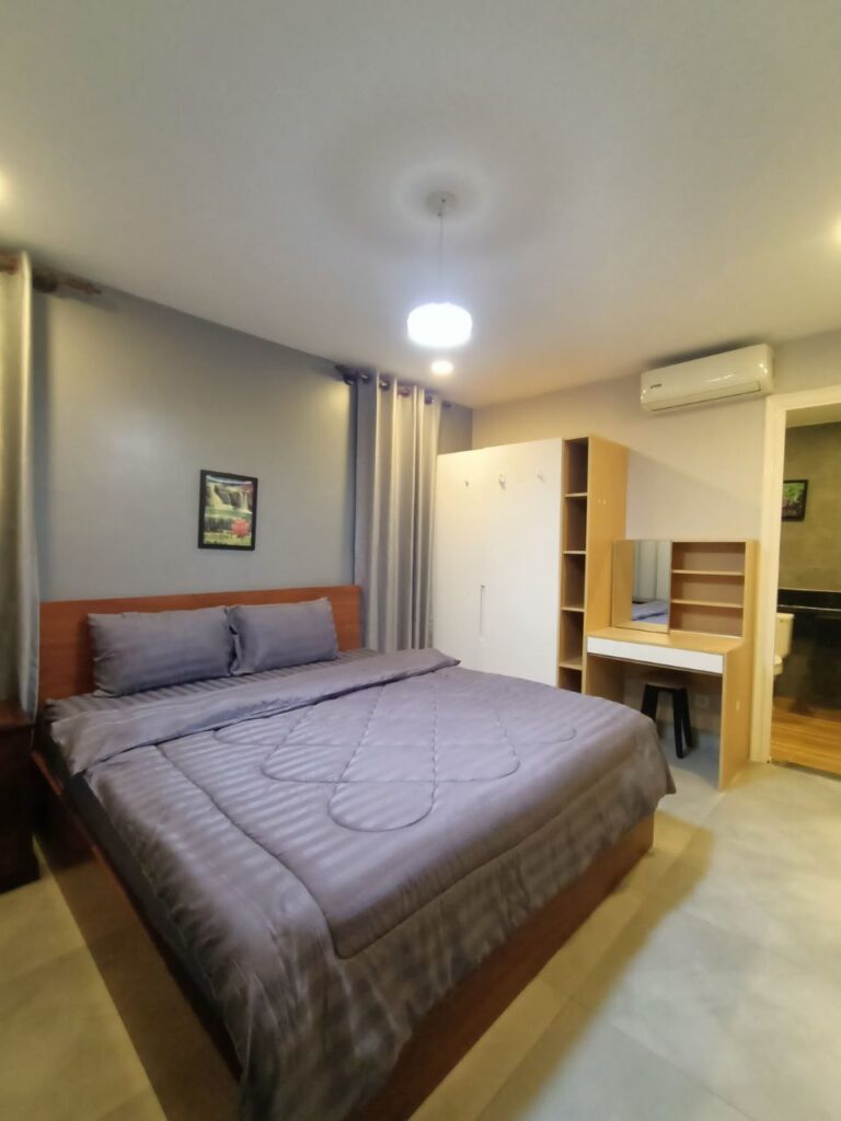 2-Bedroom-Apartment-for-Rent-Near-Angkor-Supermarket-02