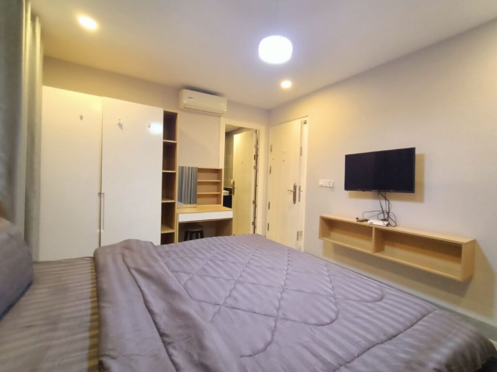 2-Bedroom-Apartment-for-Rent-Near-Angkor-Supermarket-10