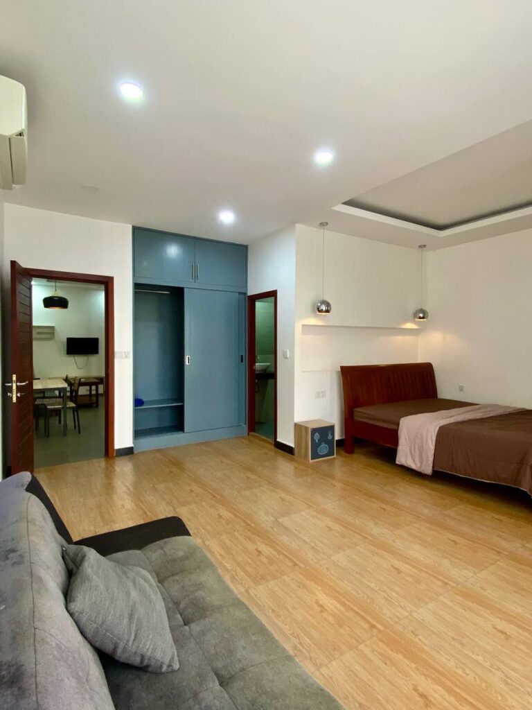 2-Bedroom-Apartment-for-Rent-near-Wat-Bo-07