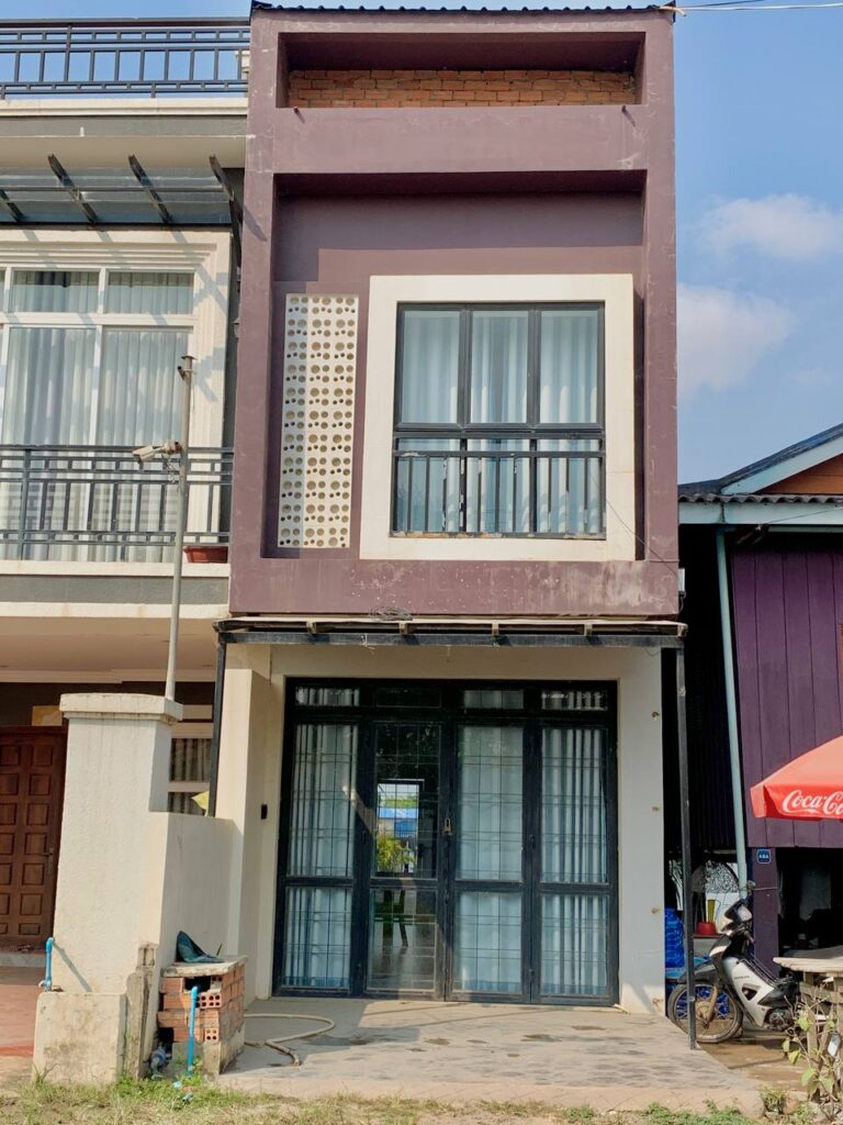 Apartments-for-rent-near-the-river-in-Kampot-town