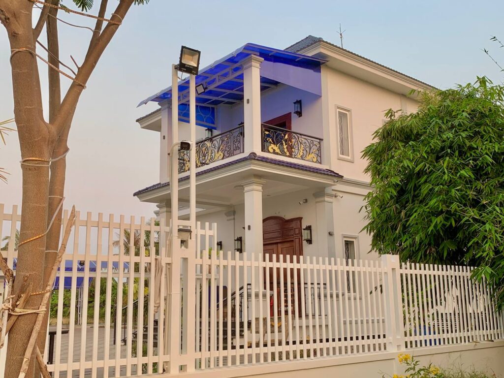 Beautiful-villa-for-rent-in-Kampot-town-02