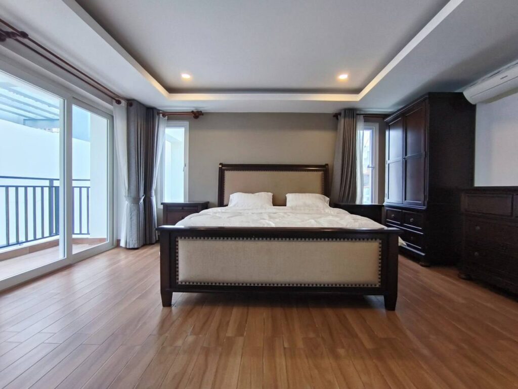 Duplex Penthouse Apartment for Rent in Phnom Penh
