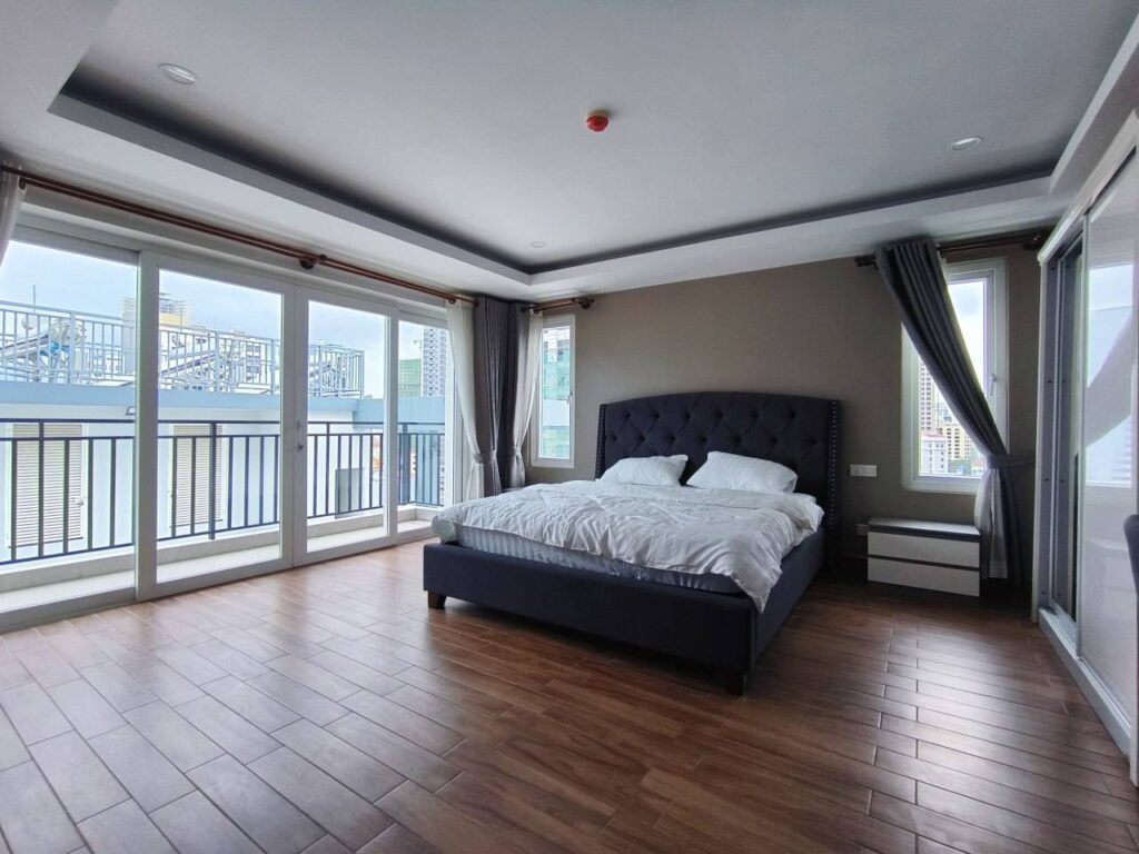 Duplex Penthouse Apartment for Rent in Phnom Penh