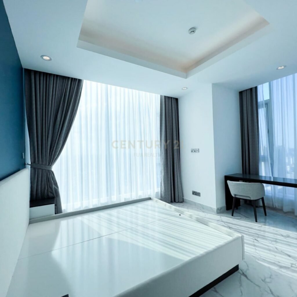 Corner 2 Bedrooms for Sale at J-Tower 2- BKK1, Phnom Penh