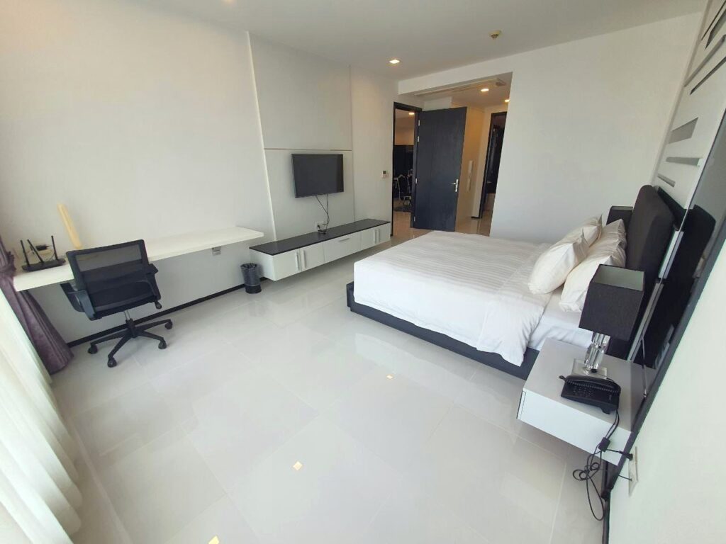 Modern 1 Bedroom Apartment for Rent in Daun Penh, Phnom Penh
