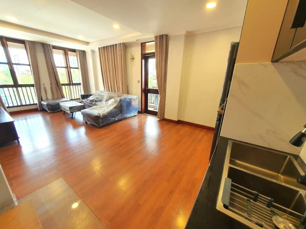 Western Style 2 Bedroom Serviced Apartment for Rent in BKK1