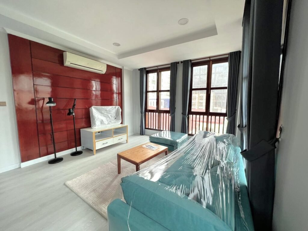Western Style Fully Furnished Apartment for Lease in BKK1, Phnom Penh