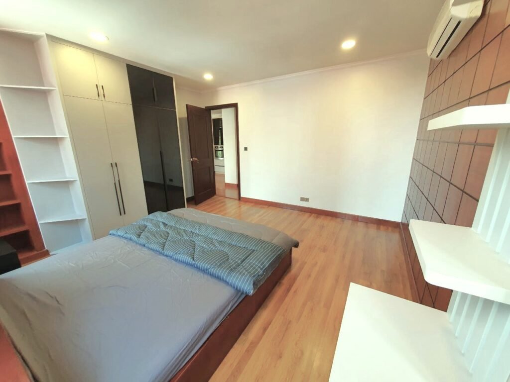 Western Style Fully Furnished Apartment for Lease in BKK1, Phnom Penh