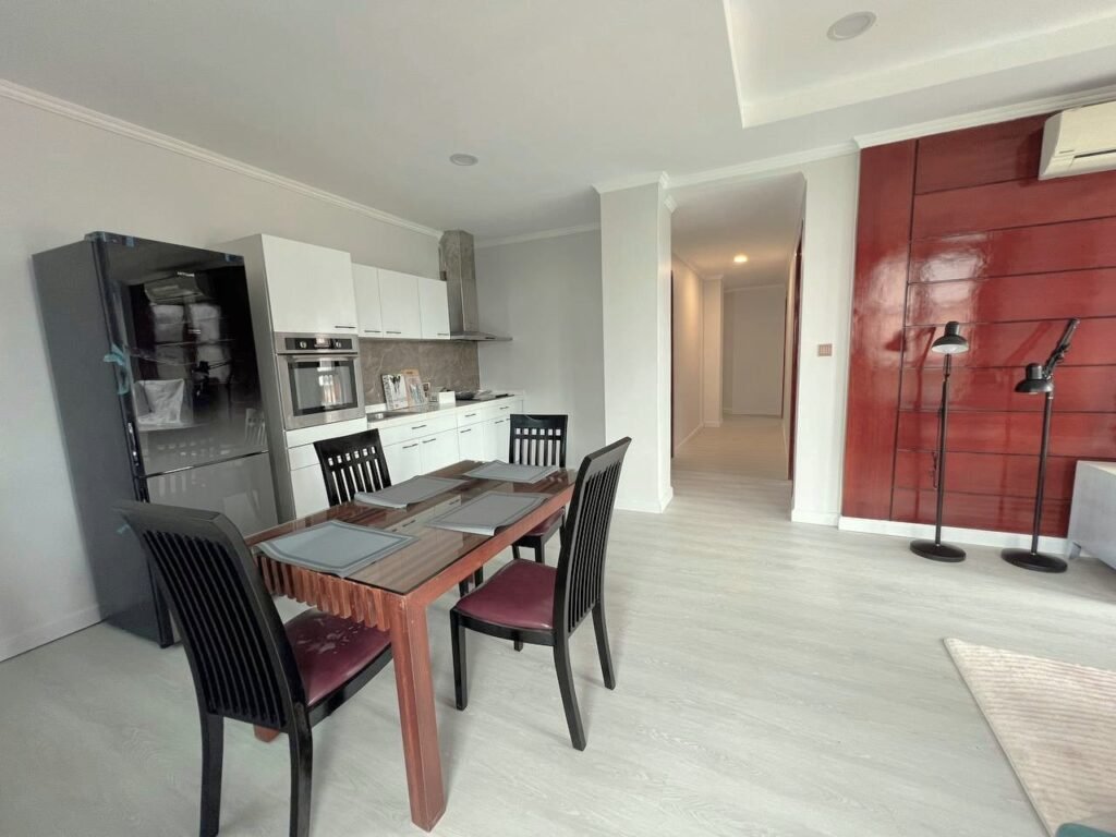 Western Style Fully Furnished Apartment for Lease in BKK1, Phnom Penh