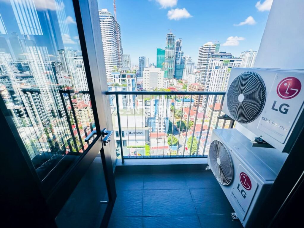 Modern 1-Bedroom Condo for Sale at L’Attrait BKK1 Condominium, Phnom Penh